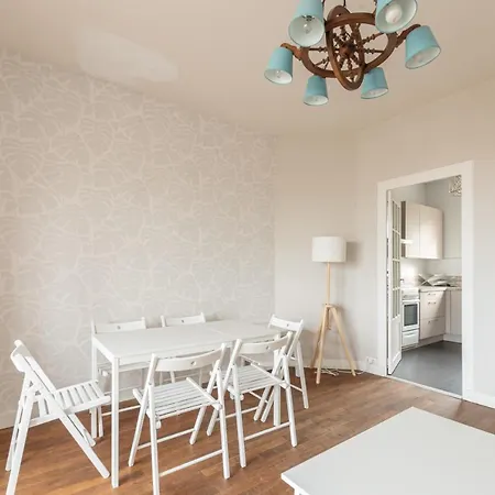 Charmante Maison Avec Vue Sur La De *